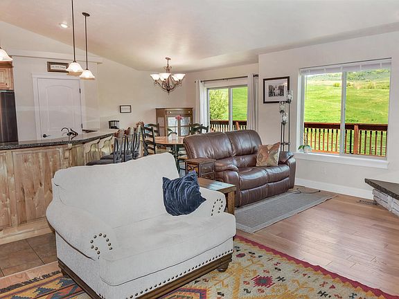 5th image of 5752 E Old Oregon Trail Rd