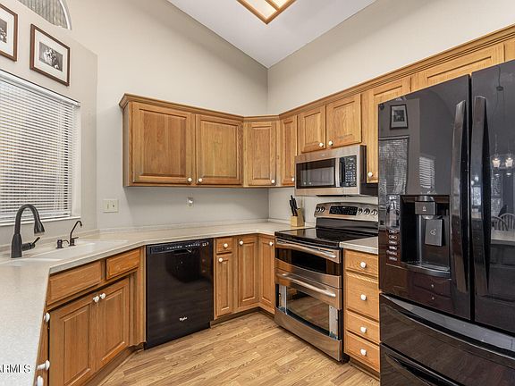 5th image of 20411 N WINTERGREEN Drive