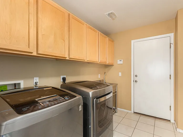 8440 W Alex Ave — Photo 14