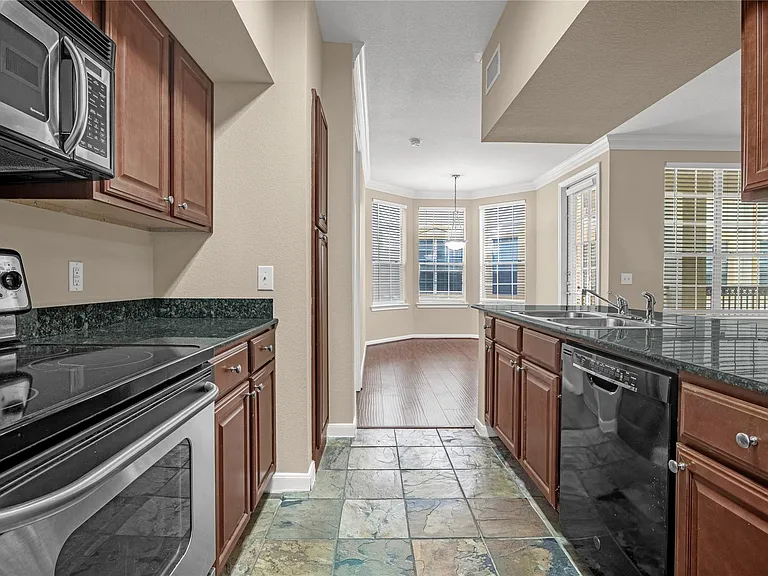 7575 Kirby Dr #3202 — Photo 20