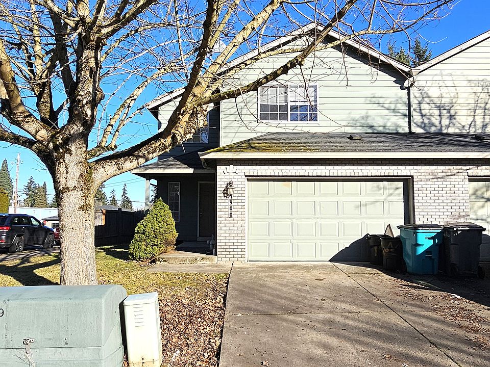 1st image of 1900 NE 98th St