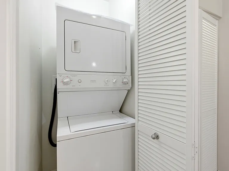 1322 S Prairie Ave #408 — Photo 33