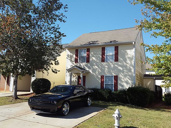 3rd image of 447 Kara Ln