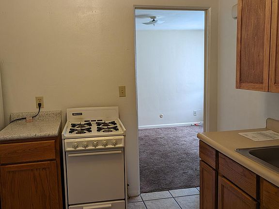 4th image of 2920 N Rockwood Dr APT D