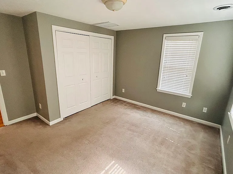 10 Jonathan Cir — Photo 12