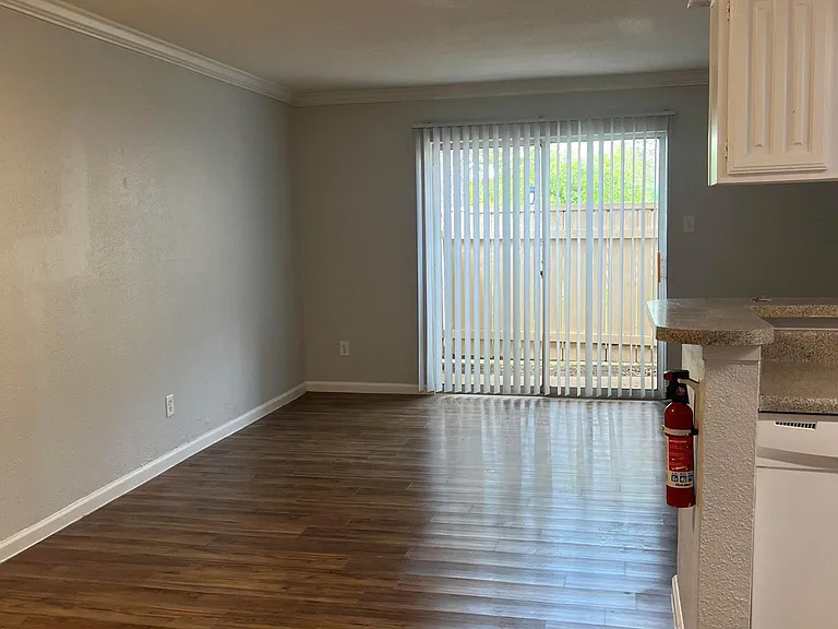 4747 Allendale Rd — Photo 37