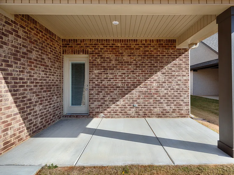17387 Chelsea St — Photo 5