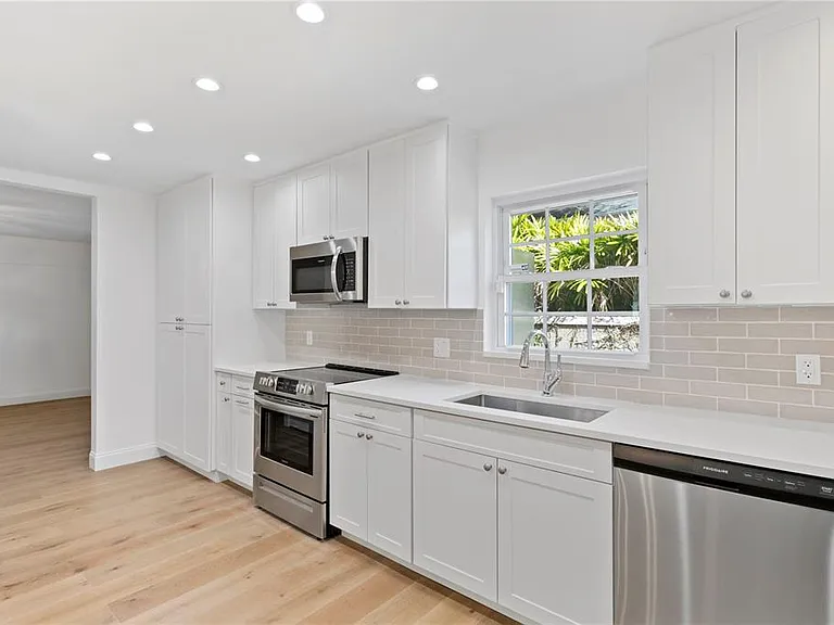 4704 W Brookwood Dr — Photo 24