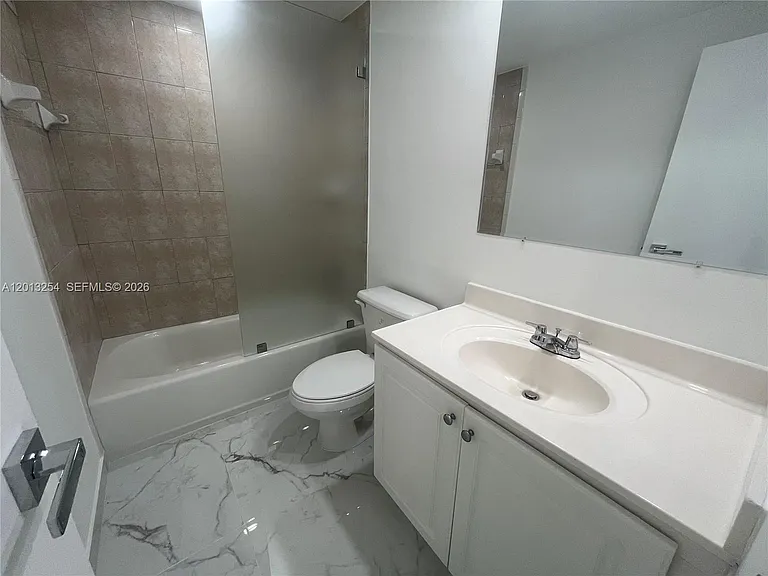 3505 S Ocean Dr #210 — Photo 10