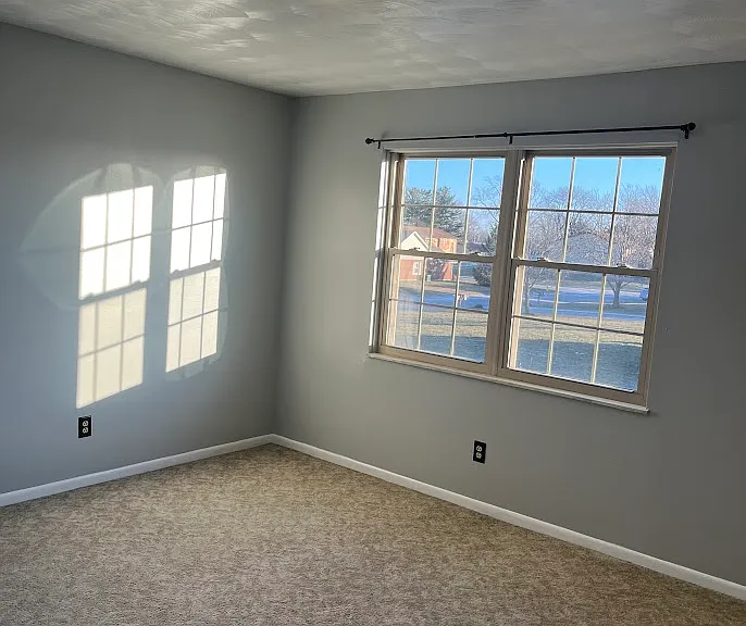 550 Kitrina Ave #1 — Photo 4