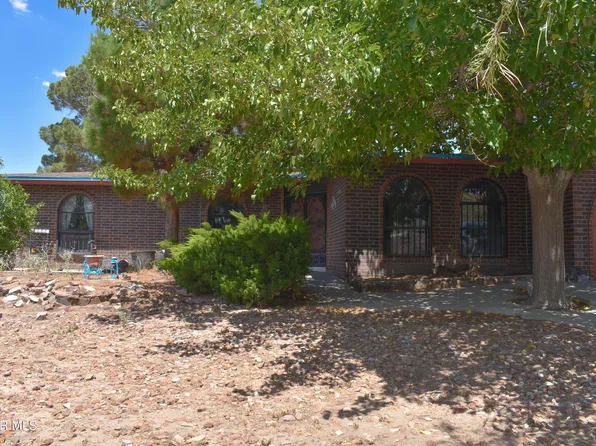 10801 Tom Kite Ct, El Paso, TX 79935