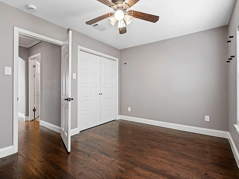 8406 Lakemont Dr — Photo 21
