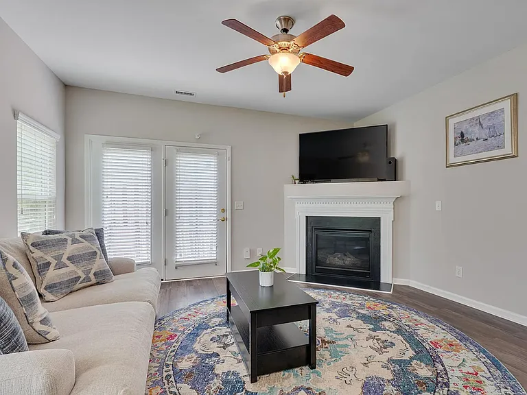 3114 Courtney Creek Blvd — Photo 13