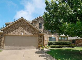 409 Victory Ln, Mansfield, TX 76063