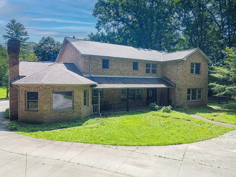 3423 Yellow Creek Rd — Photo 132