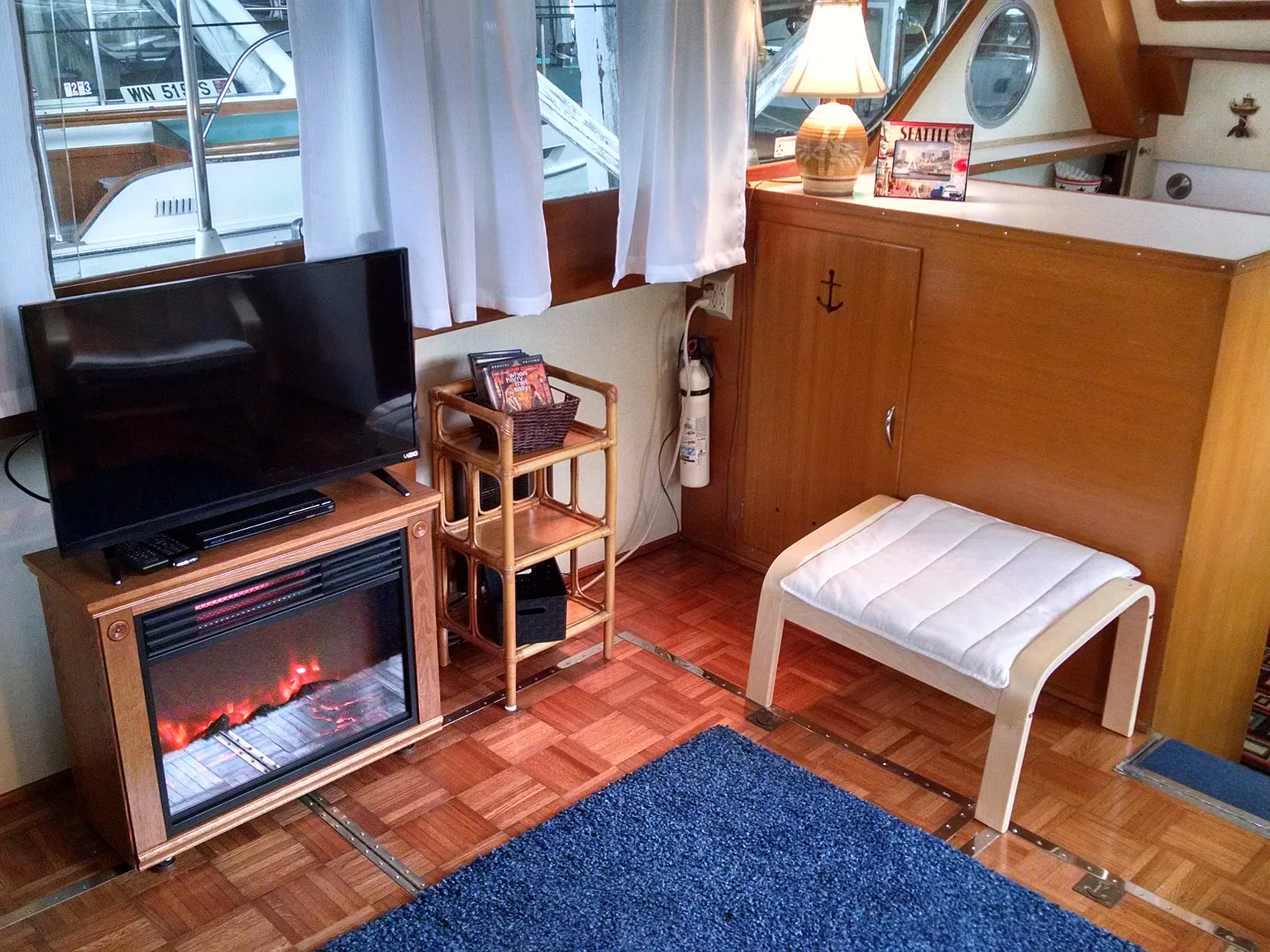 2 bed, 400 sqft, $2,250 — Photo 3