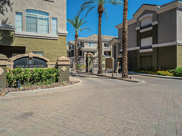 4465 E Paradise Village Pkwy S #1195 — Photo 1