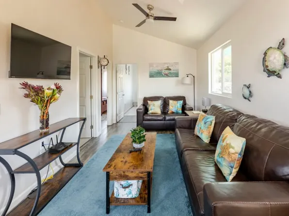 92-8260 Bamboo Ln, Ocean View, HI 96704