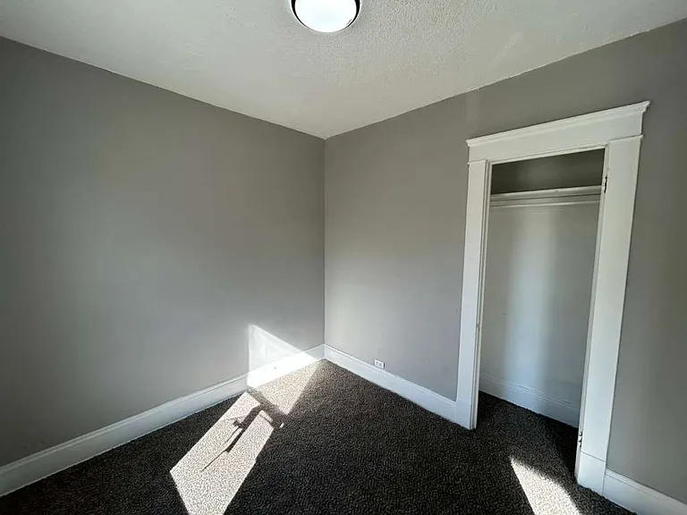 1093 E 147th St #2 — Photo 11