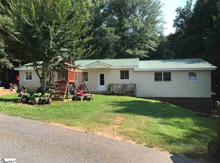 110 Cannon Cir, Pickens, SC 29671