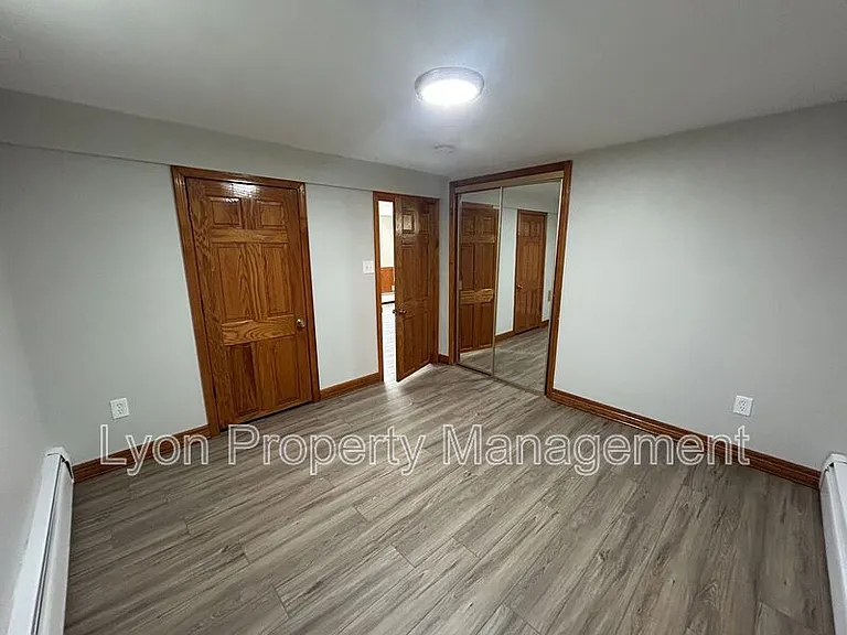 1 Carter Ave #6 — Photo 6