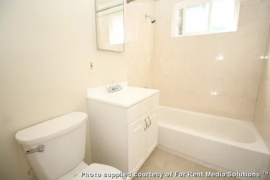 Marin Royal Apartments LLC — Photo 11