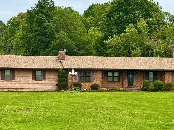 840 Main St, Sacramento, KY 42372