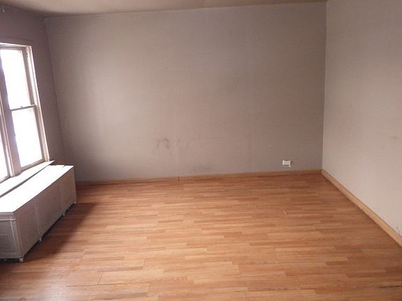 3rd image of 7208 S Claremont Ave