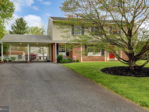 2nd image of 503 King Arthur Ct