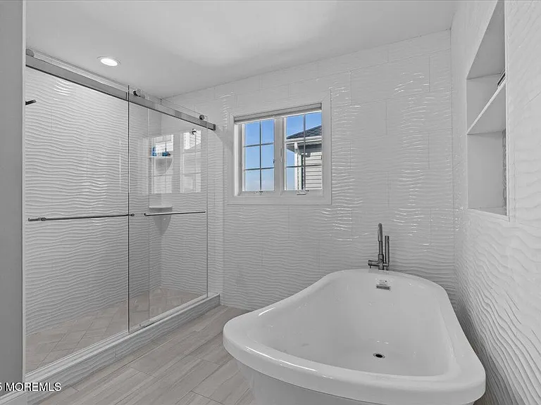 1613 Ocean Ave — Photo 21