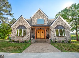 13 Southern Waters Way, Forsyth, GA 31029