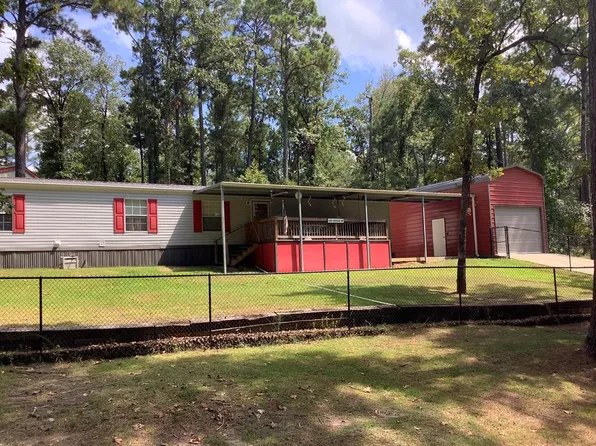 145 Oriole Dr, Brookeland, TX 75931