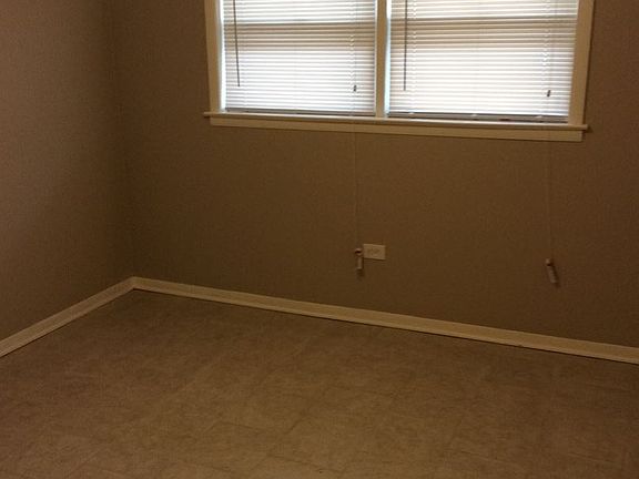 5th image of 5147 Electric Ave APT 2