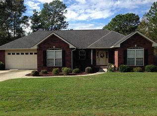 25 Thornberry Ln, Petal, MS 39465