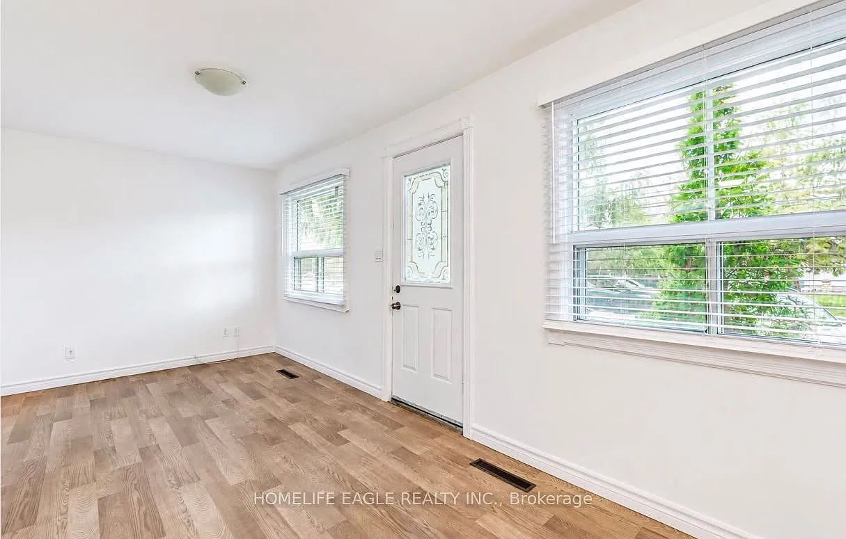 2 bed, $2,200 — Photo 2
