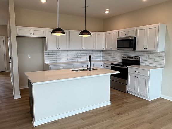 2nd image of 12472 W Blanford St #12470