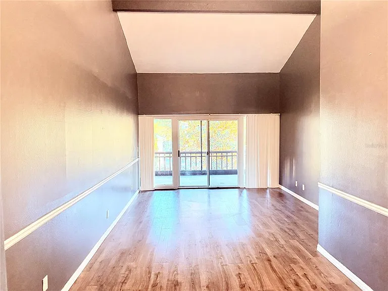 6519 W Newberry Rd #211 — Photo 6