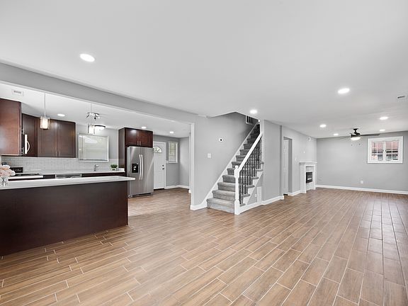 4th image of 353 Minocqua St
