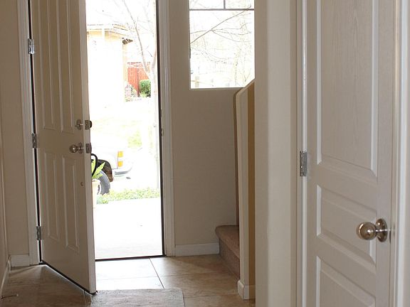 beautifully tiled entrance