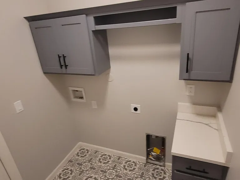 909 Cobalt Hill Ave — Photo 14