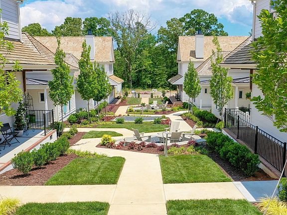 4th image of 6 Bristow Dr