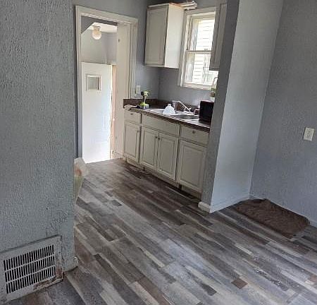 2nd image of 9130 Winthrop St