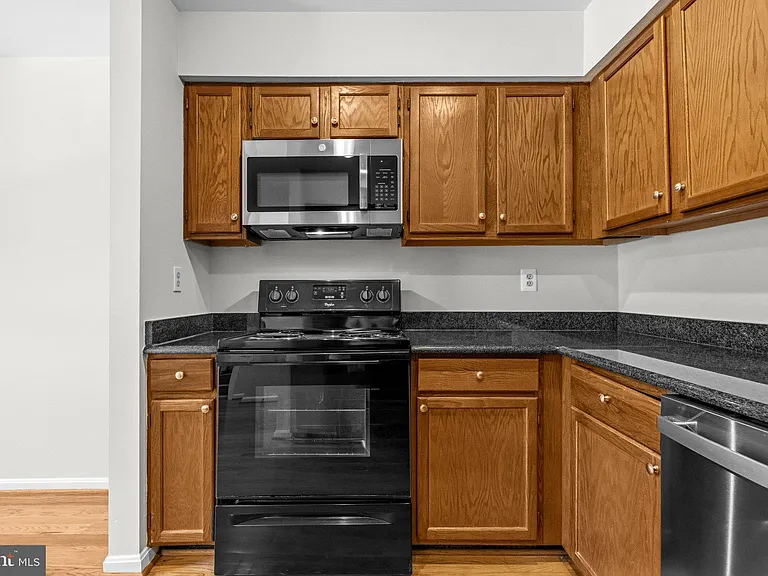 6088 Heatherwood Dr — Photo 8