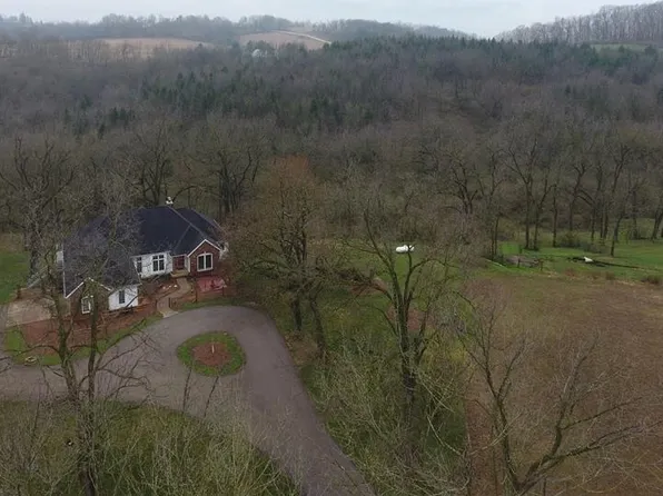 46291 Spring Valley Rd, Boscobel, WI 53805
