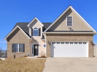 36 Turning Point Dr, Evington, VA 24550