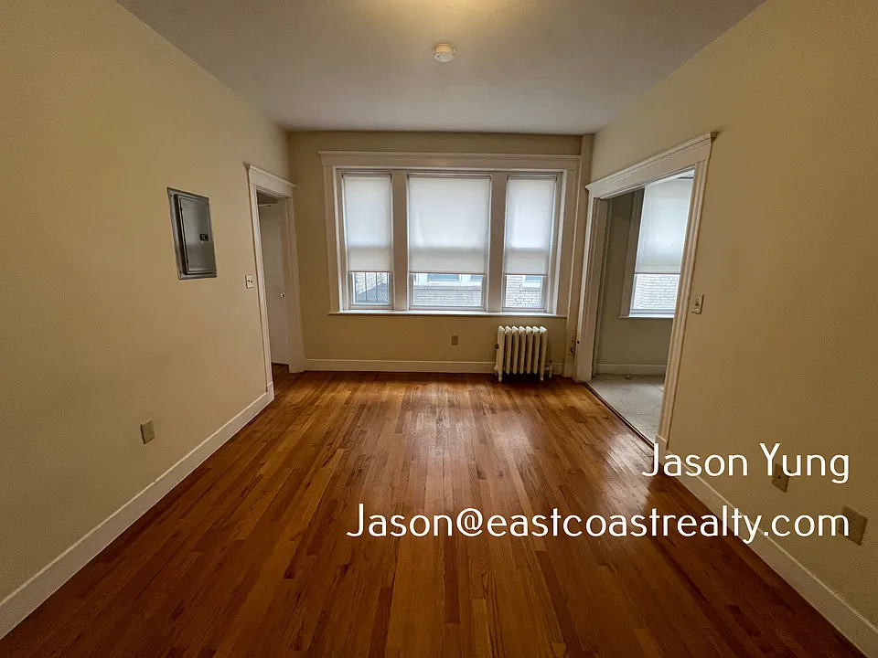 237 Kelton St #10