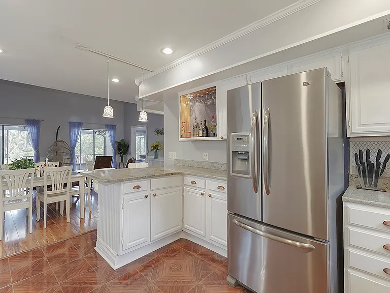 19017 Cedar Ln — Photo 7