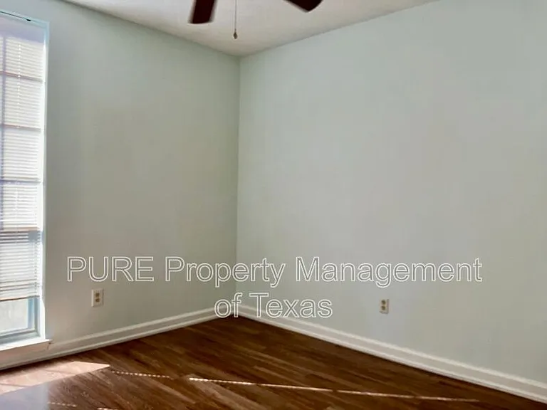 606 Eaglecreek Dr — Photo 20
