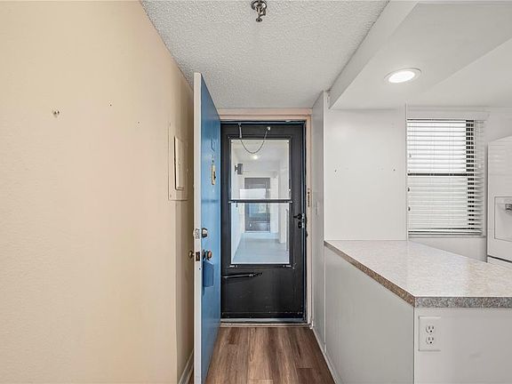 3rd image of 1701 Beach Rd Unit 208