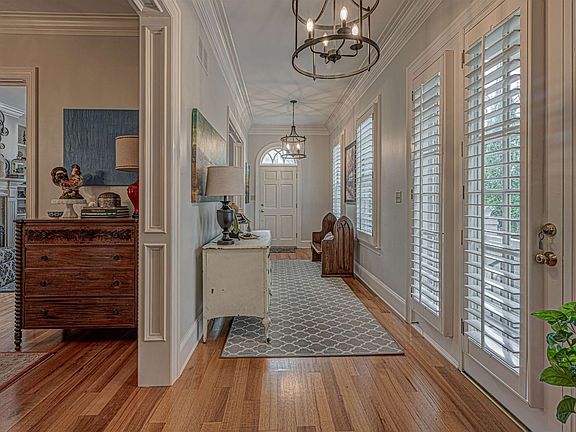 5th image of 1995 Arden Walk Ln